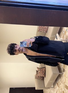 John - Male escort in Beirut Photo 14 of 14