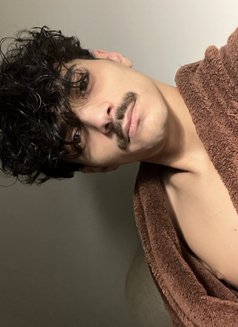 John - Male escort in Beirut Photo 15 of 15