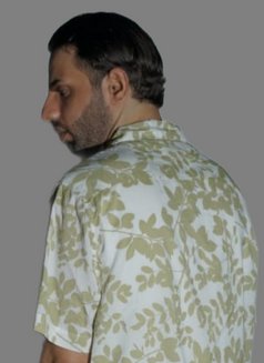 John - Male escort in Jakarta Photo 4 of 12