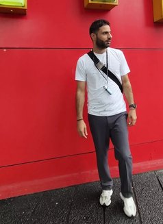 JOHN - Male escort in Jakarta Photo 18 of 30