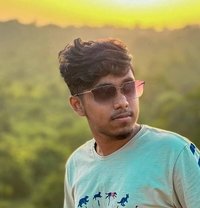 Johnathan The Horny boy - Male escort in Colombo