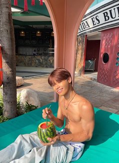 Asian Twink Bottom Model - Male escort in Dubai Photo 1 of 5