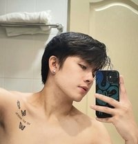 Johnny A. - Male escort in Manila