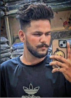 Rahul Bull - Male escort in New Delhi Photo 3 of 3