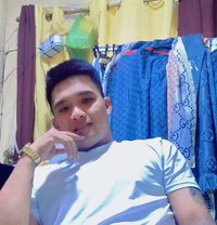 Johnny - Male escort in Manila