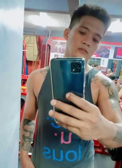 Johnny - Acompañantes masculino in Makati City Photo 3 of 8