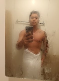 Johnny - Acompañantes masculino in Makati City Photo 6 of 8