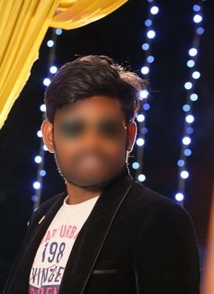 Johnny - Male escort in Chennai Photo 1 of 1