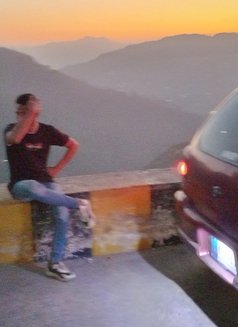 Johnny - Male escort in Rāwalpindi Photo 3 of 3