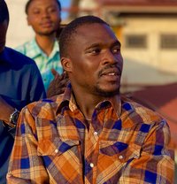 Johnson - Male escort in Accra