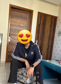 Johnson - Male escort in Chandigarh Photo 1 of 1