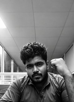 Johnx - Male escort agency in Chennai Photo 7 of 7