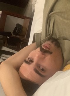 Johny - Male escort in Antwerp Photo 11 of 14