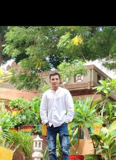 Johny - Male escort in Ahmedabad Photo 9 of 10