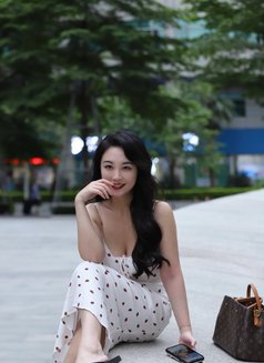 Jojo - escort in Beijing Photo 5 of 7