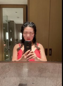 Jojo - escort in Beijing Photo 2 of 3