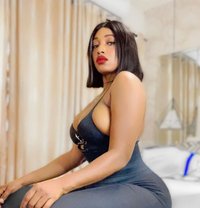 JOJO, THE NATURAL BEAUTY - puta in Kathmandu Photo 1 of 6