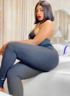 JOJO, THE NATURAL BEAUTY - puta in Kathmandu Photo 2 of 6