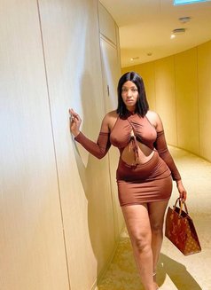 JOJO, THE NATURAL BEAUTY - puta in Kathmandu Photo 4 of 6