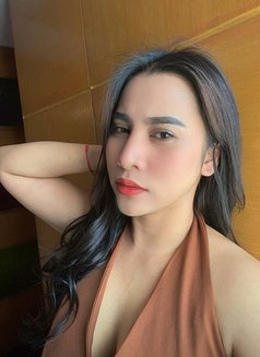 Jojo - escort in Dubai Photo 2 of 10