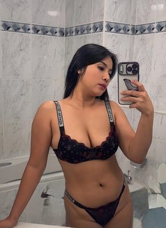 Jojo - escort in Dubai Photo 5 of 6