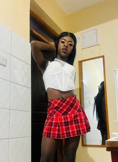 Jojo - Transsexual escort in Nairobi Photo 7 of 7