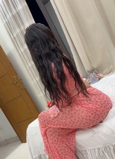 Jojo - masseuse in Cairo Photo 2 of 7