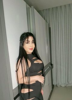 Jojo - puta in Dubai Photo 9 of 10