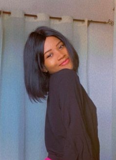 Jojo - masseuse in Dubai Photo 8 of 9