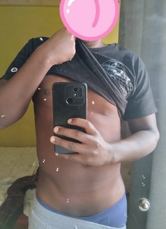 Joles - Male escort in Nairobi Photo 1 of 1