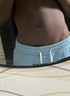 Joli - masseur in Lagos, Nigeria Photo 2 of 2