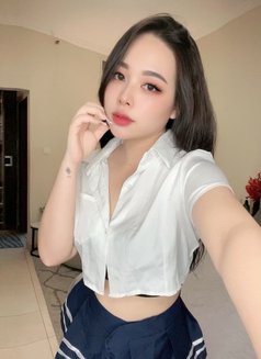 Jolie 20 yr new in downtown dubai - escort in Dubai Photo 10 of 11