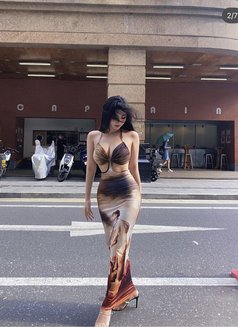 Jolie - escort in Bangkok Photo 2 of 6