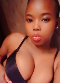 Joline - escort in Kampala Photo 3 of 3