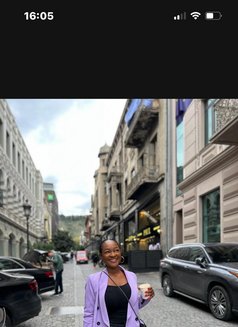 Jolly - escort in Bali Photo 3 of 4