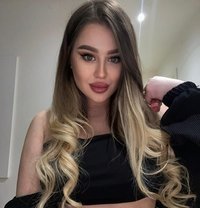 Jolly - escort in Jeddah Photo 1 of 6