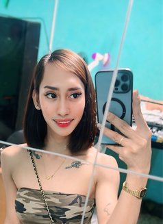 Jollyna - Male escort in Manila Photo 2 of 7