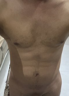 Jon Dom - Male escort in Riyadh Photo 2 of 3