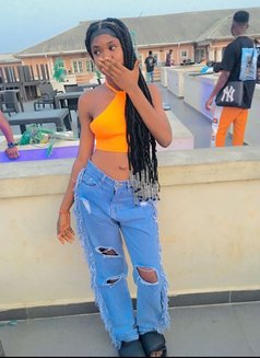 Jøna - escort agency in Cotonou Photo 2 of 3