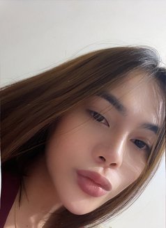 Jona - Transsexual escort in Riyadh Photo 14 of 19