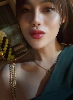 Jona - Transsexual escort in Riyadh Photo 12 of 19