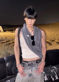 Jonathan - Male escort in Bangkok Photo 5 of 5