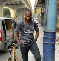 Jonathanug - Male escort in Kampala