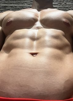 Jonny - Exquisite Tantric Massage - masseur in London Photo 16 of 18