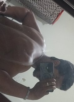 Jonny - Male escort in Pune Photo 1 of 3