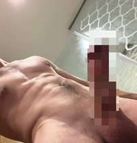 Jonny - Male escort in Dubai
