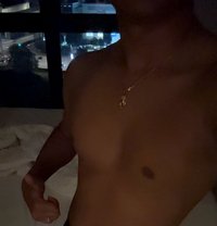 Jonny - Male escort in Jeddah