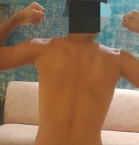 Jonsen P - Acompañantes masculino in Pune