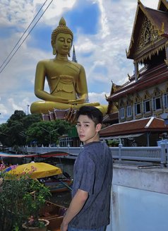 Jonus - Male escort in Bangkok Photo 4 of 12