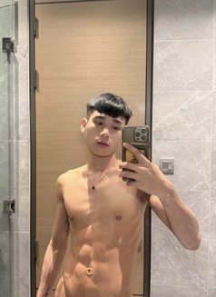 Jonut 4289 - Male escort in Bangkok Photo 7 of 12